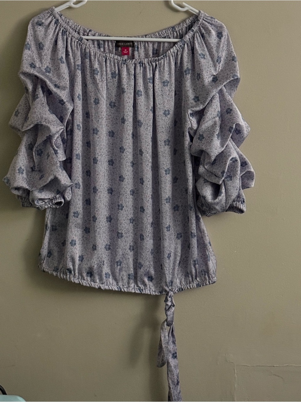 Vince Camuto Light Blue Floral Ruffle Sleeve Peasant Blouse
